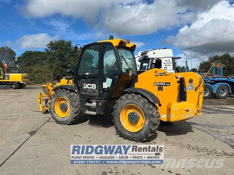 JCB 540-140 伸縮臂操作車