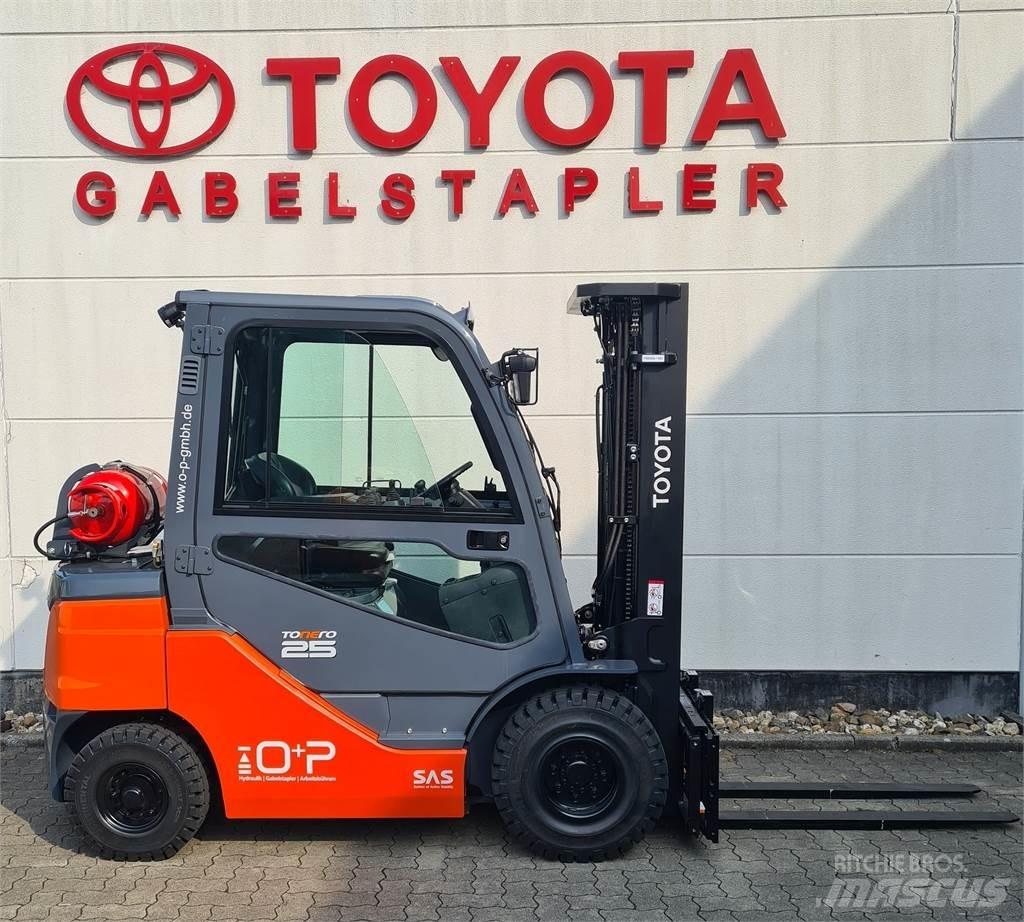 Toyota 02-8FGF25 液化石油氣LPG卡車
