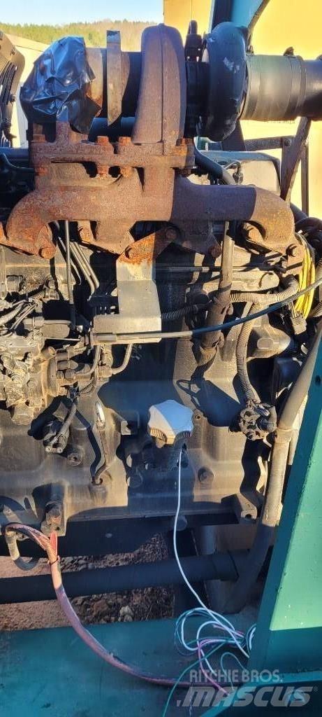 John Deere 4045TF290 其他