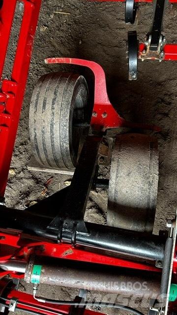 Parko Compact 7000 耙車