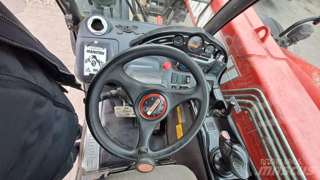 Manitou MT 732 伸縮臂操作車