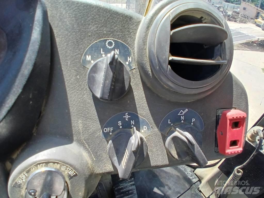 Hitachi ZW 310 輪胎式裝載機