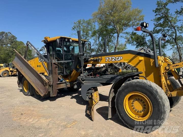 John Deere 772GP 平土機