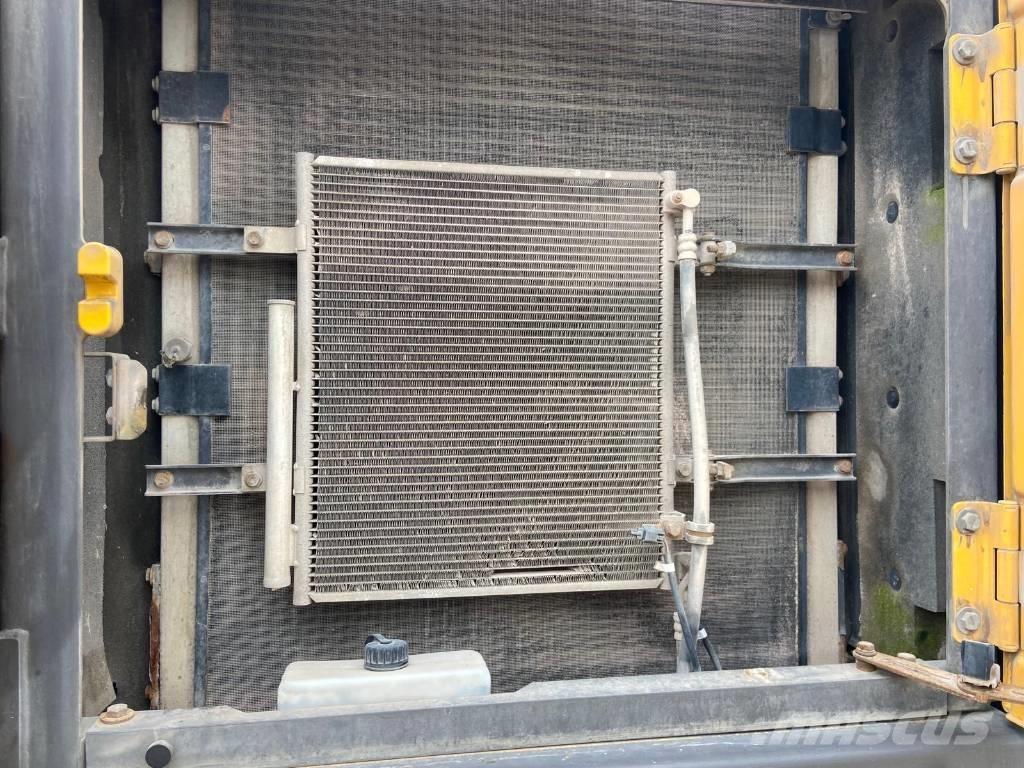 Volvo EC220El 履帶式 挖土機/掘鑿機/挖掘機