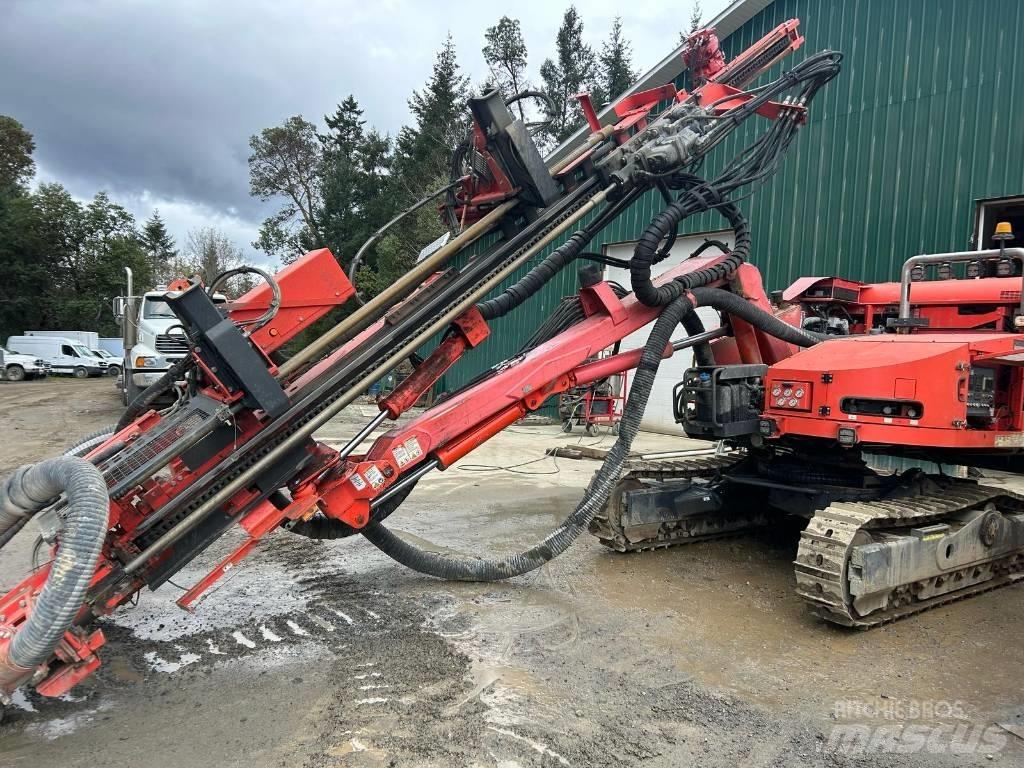 Sandvik DX 800R 鑽孔機