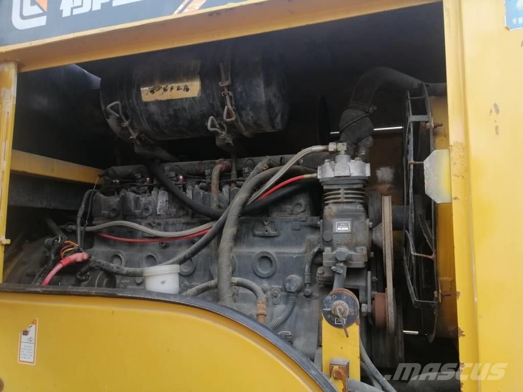 LiuGong CLG 836 輪胎式裝載機
