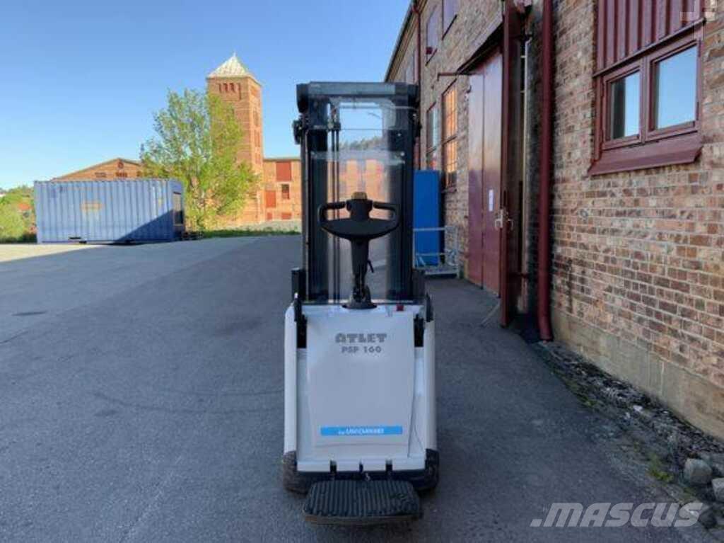 Atlet PSP 自走式堆積機