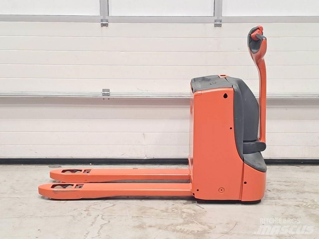 Linde T16 低架升降機