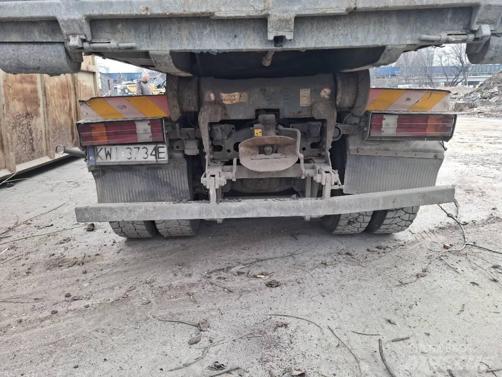 Mercedes-Benz 3244 吊鉤式起重車