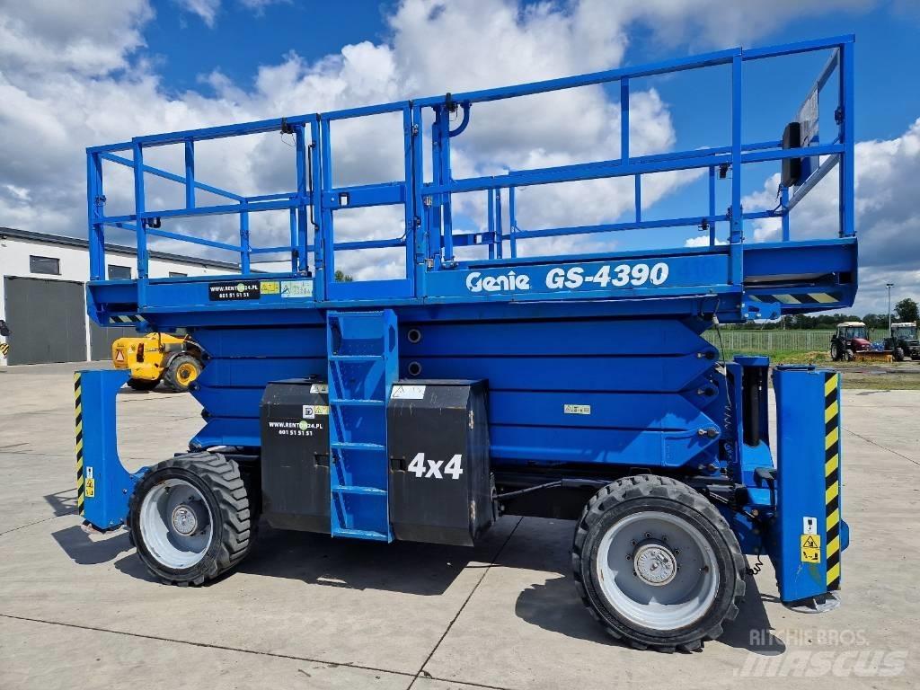 Genie GS 4390  RZ111 剪式升降機