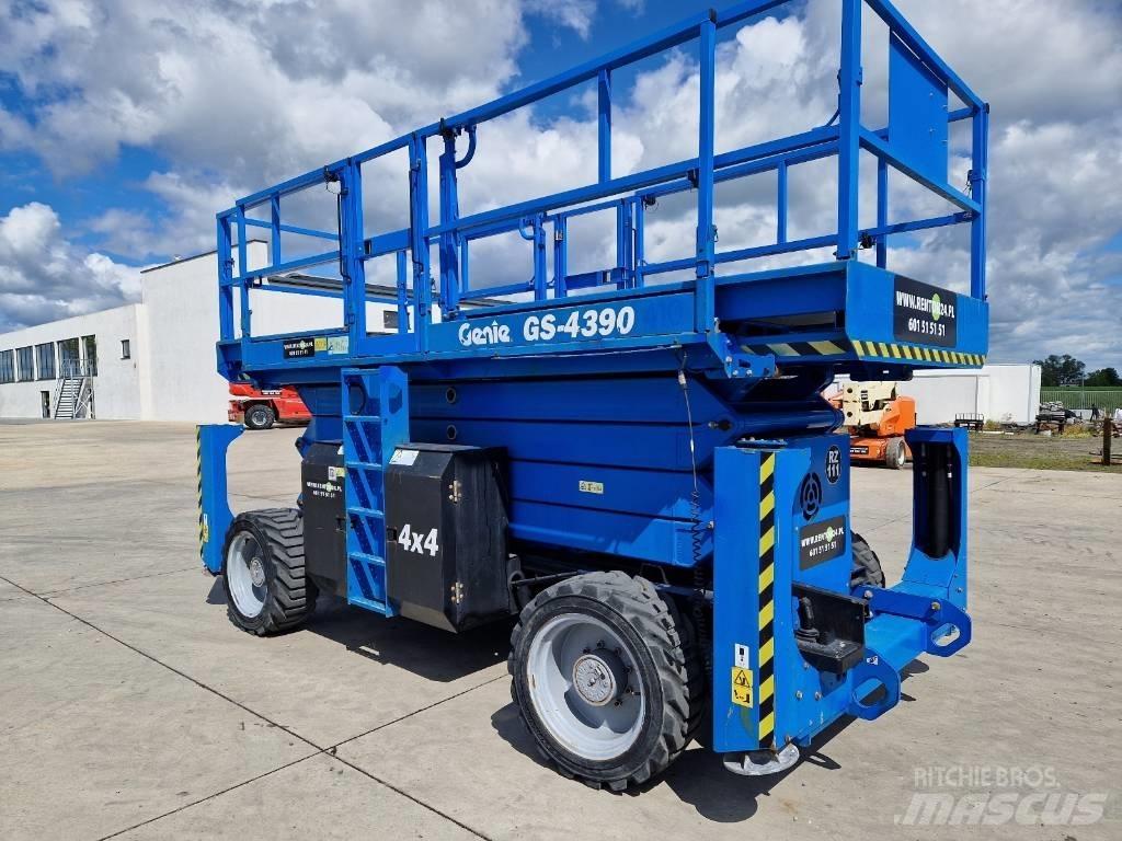 Genie GS 4390  RZ111 剪式升降機