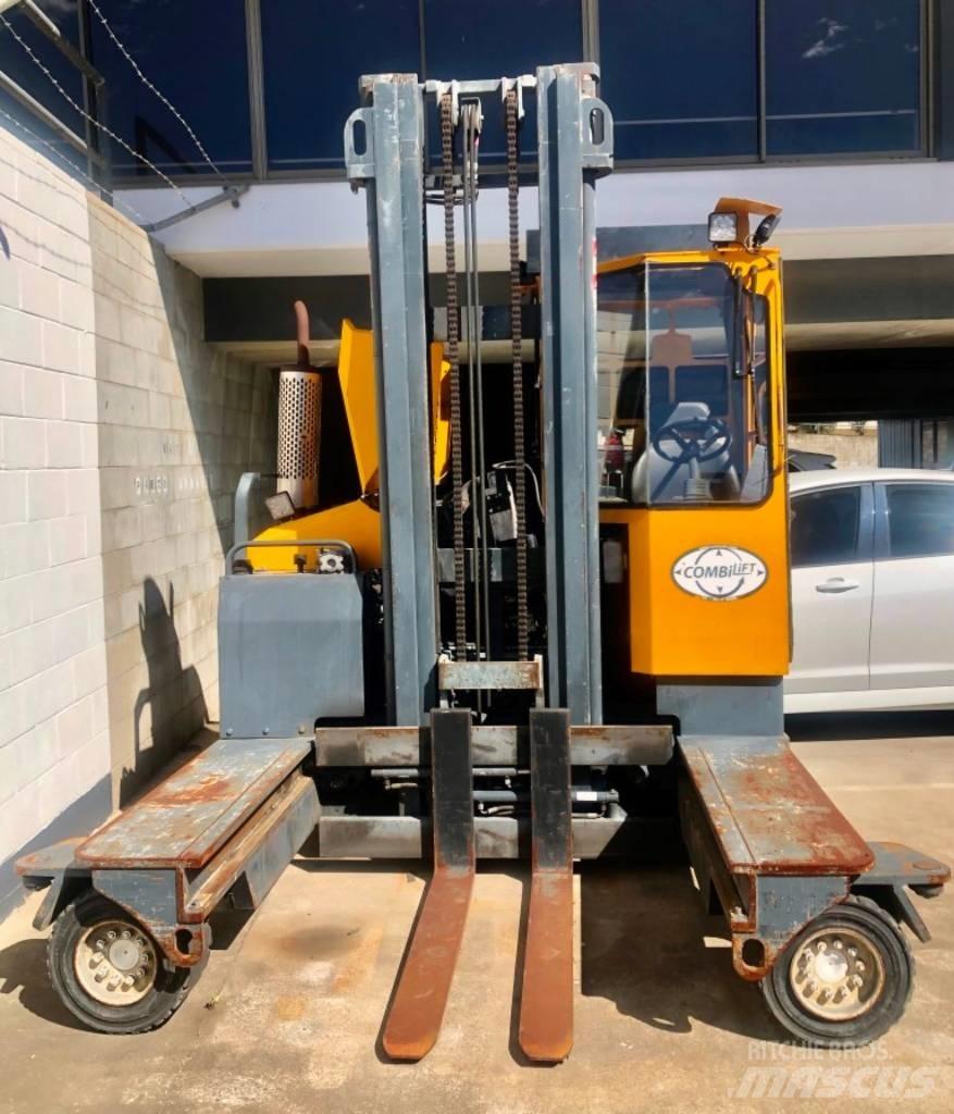 Combilift C4000 鏟裝機