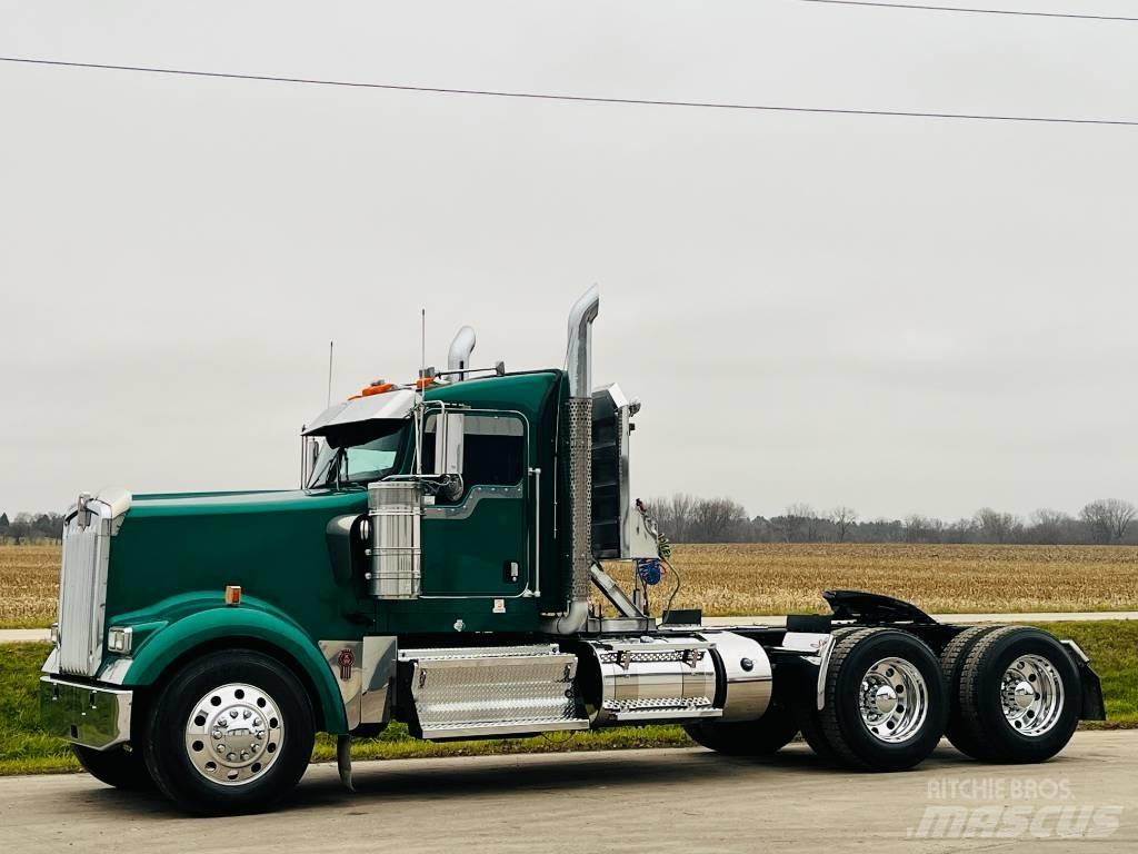 Kenworth W 900 曳引機組件