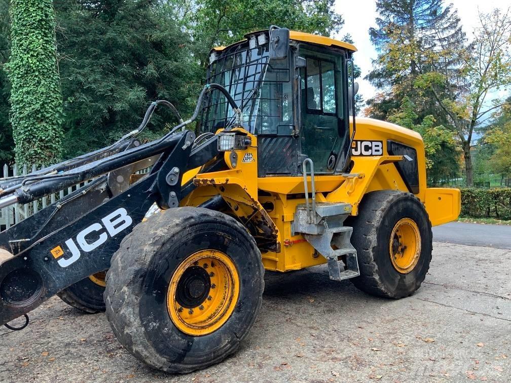 JCB 437 HT 輪胎式裝載機