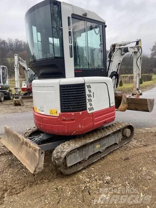 Takeuchi TB 23 R 小型挖土機/掘鑿機<7t(小型挖掘機)