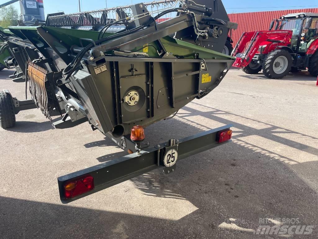 Fendt 6335 C 聯合收穫機