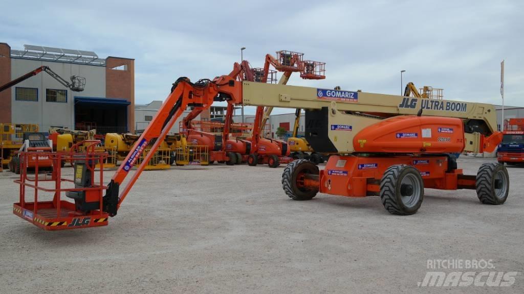 JLG 1250AJP 曲臂高空作業車