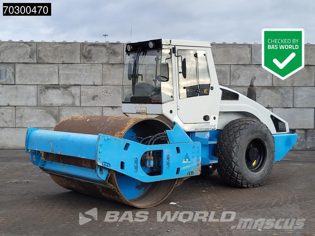 Bomag BW213 D-4 單輪滾壓機