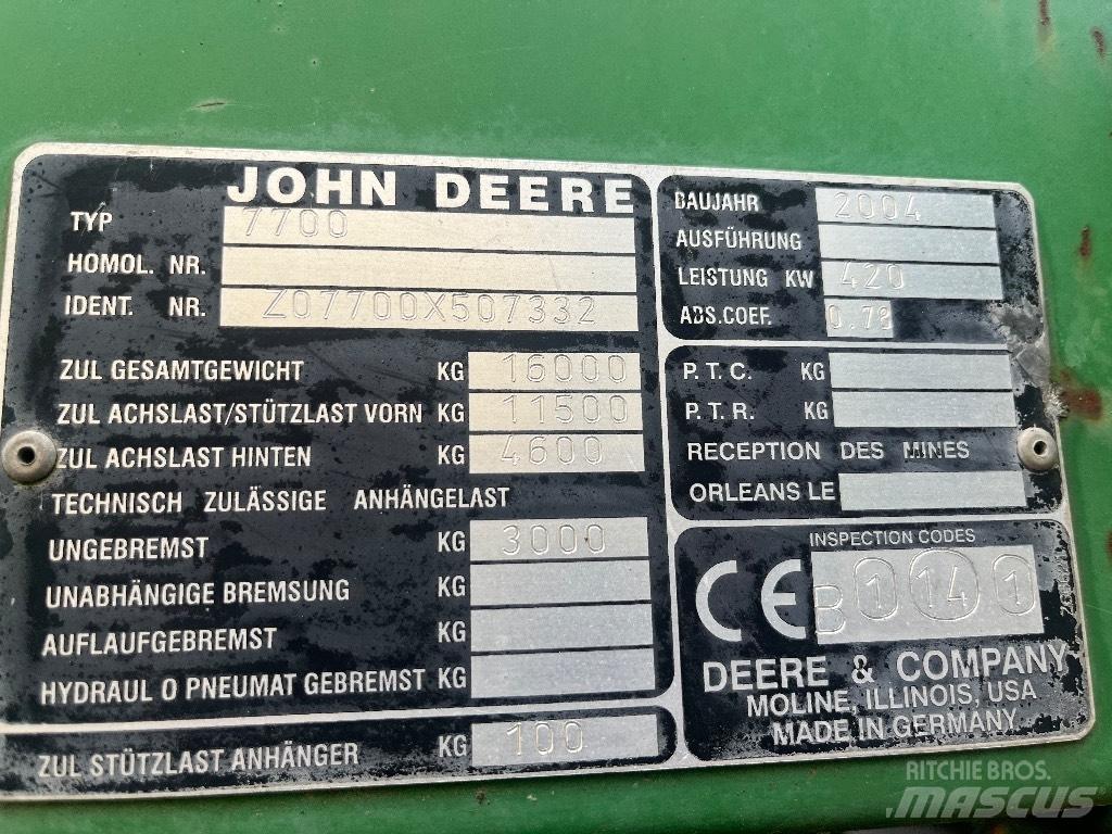 John Deere 7700 自走式飼料採集機