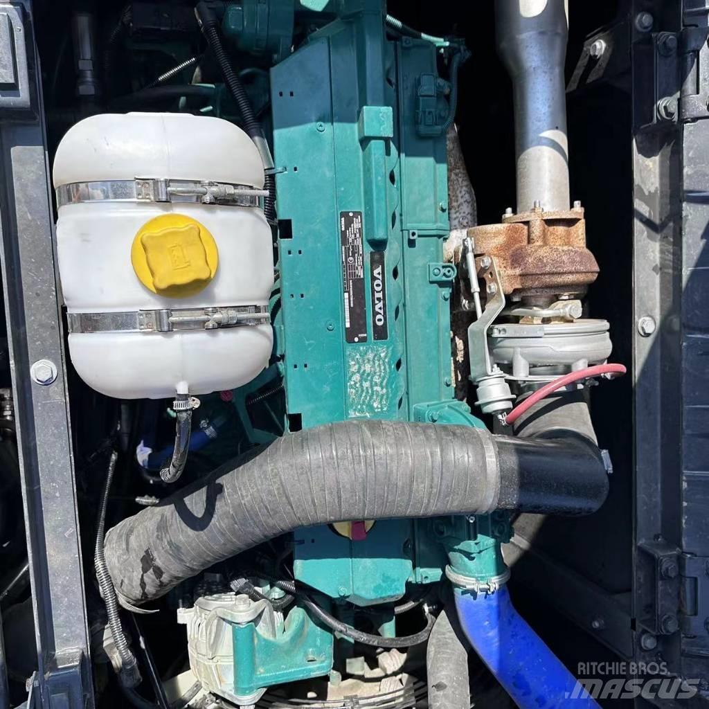 Volvo EC 240 履帶式 挖土機/掘鑿機/挖掘機