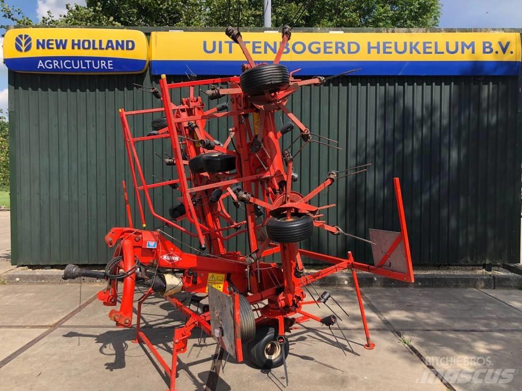 Kuhn GF 8501 M H 耙與翻草機