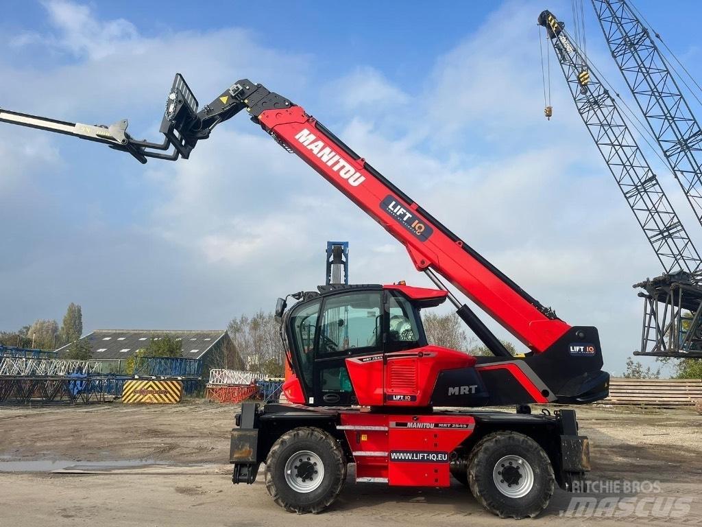 Manitou MRT 2545 伸縮臂操作車