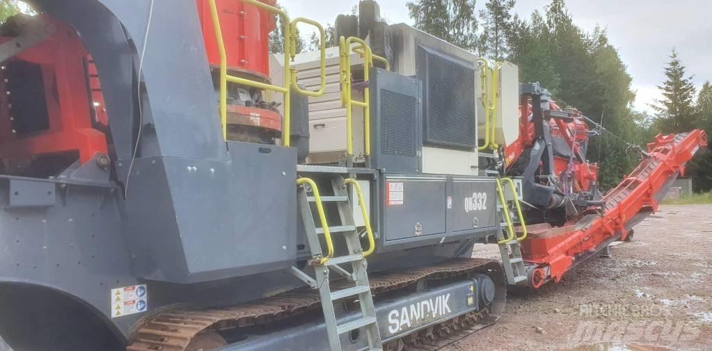 Sandvik QH 332 移動式壓碎機