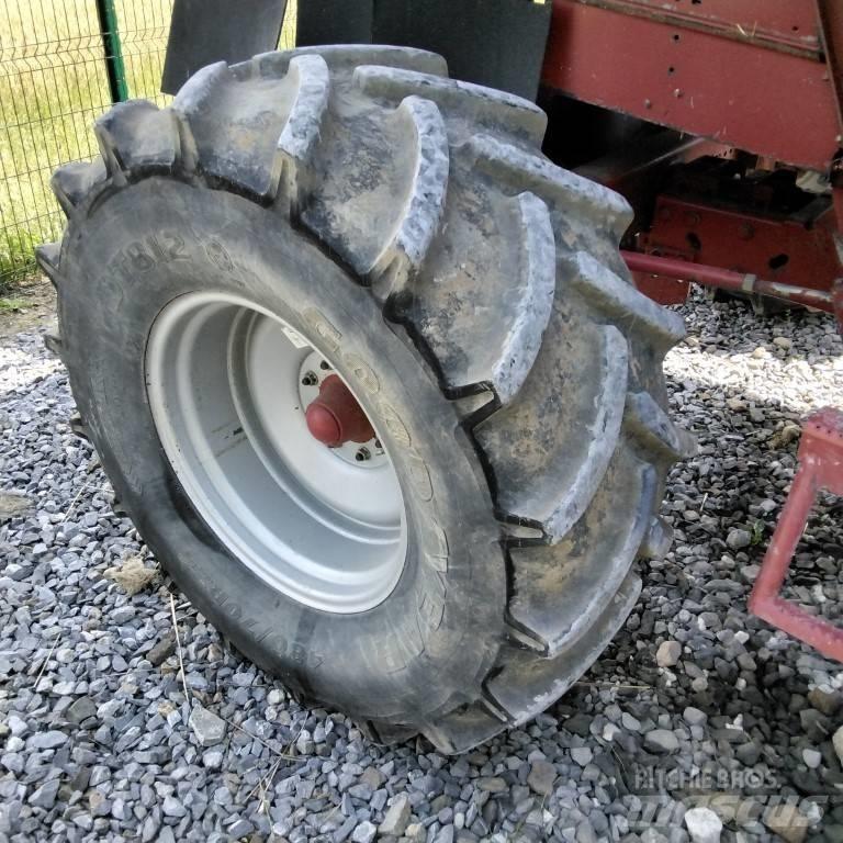 Case IH 2366E 聯合收穫機