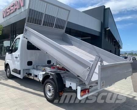 Nissan 3500 傾卸式卡車