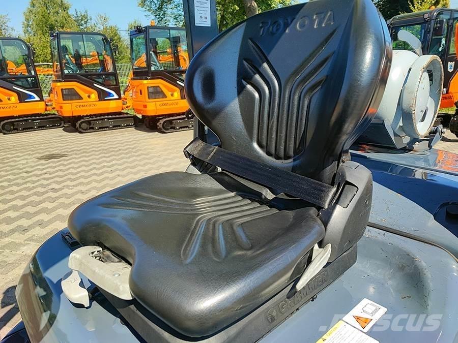 Toyota 02-8FGF25 液化石油氣LPG卡車