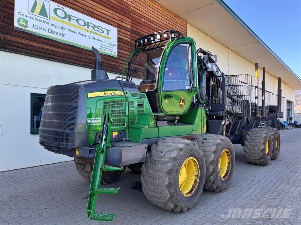 John Deere 1210 G 集運機
