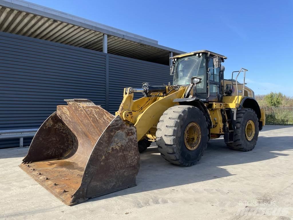 CAT 972M 輪胎式裝載機