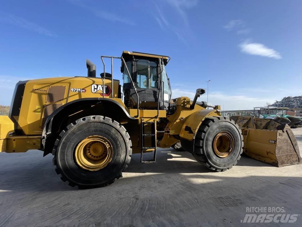 CAT 972M 輪胎式裝載機