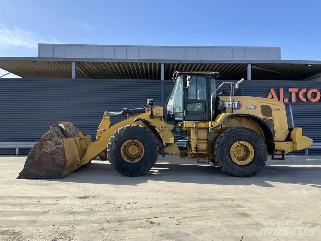CAT 972M 輪胎式裝載機
