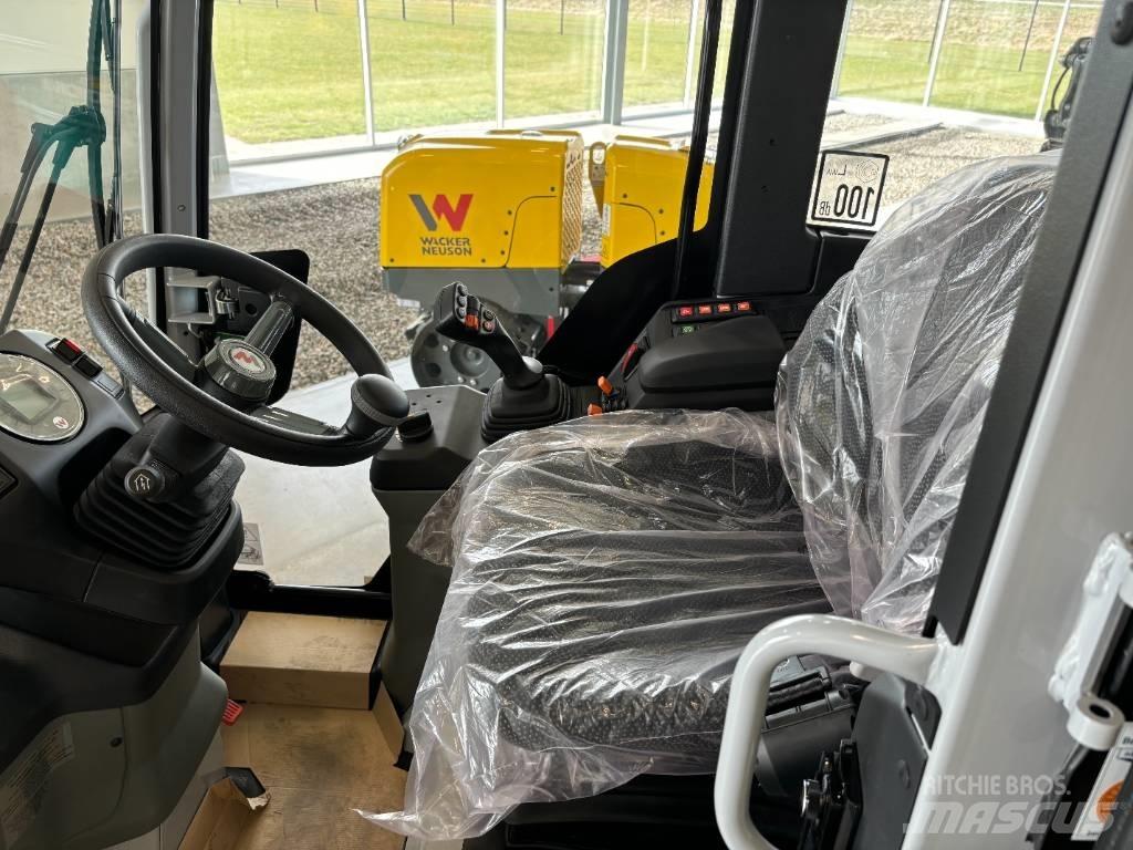 Wacker Neuson WL 28 輪胎式裝載機