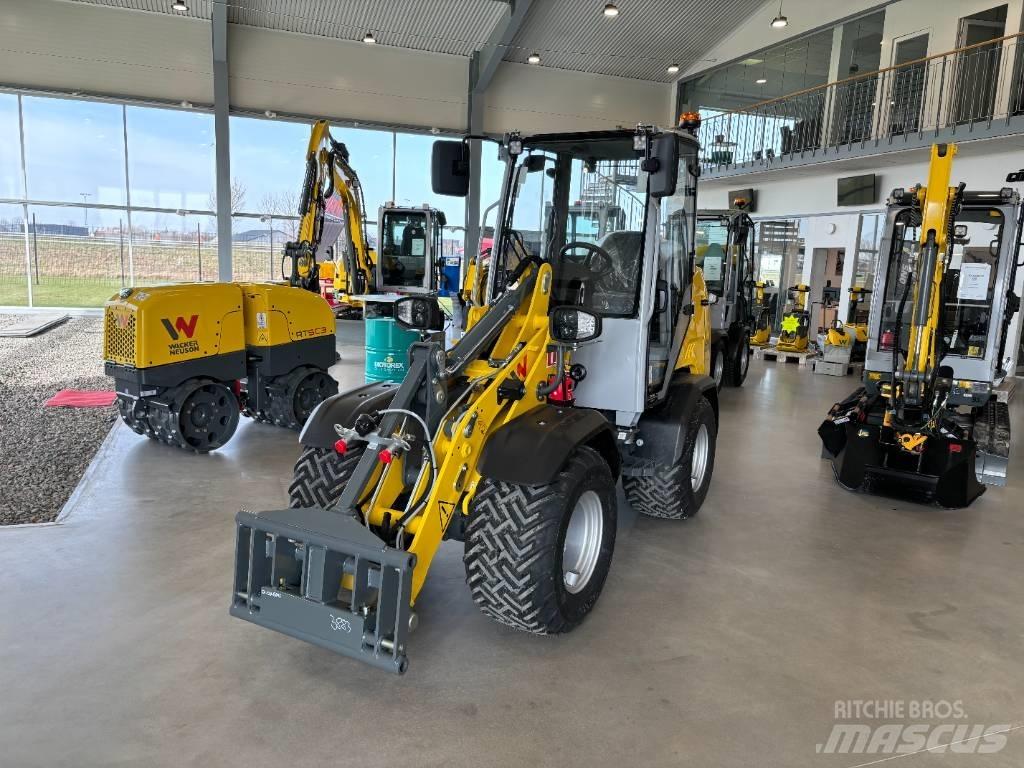 Wacker Neuson WL 28 輪胎式裝載機