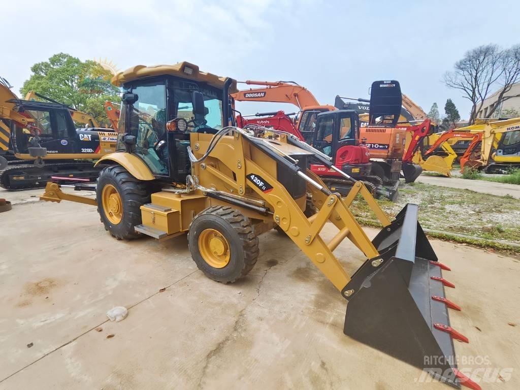 CAT 420F 反鏟裝載機