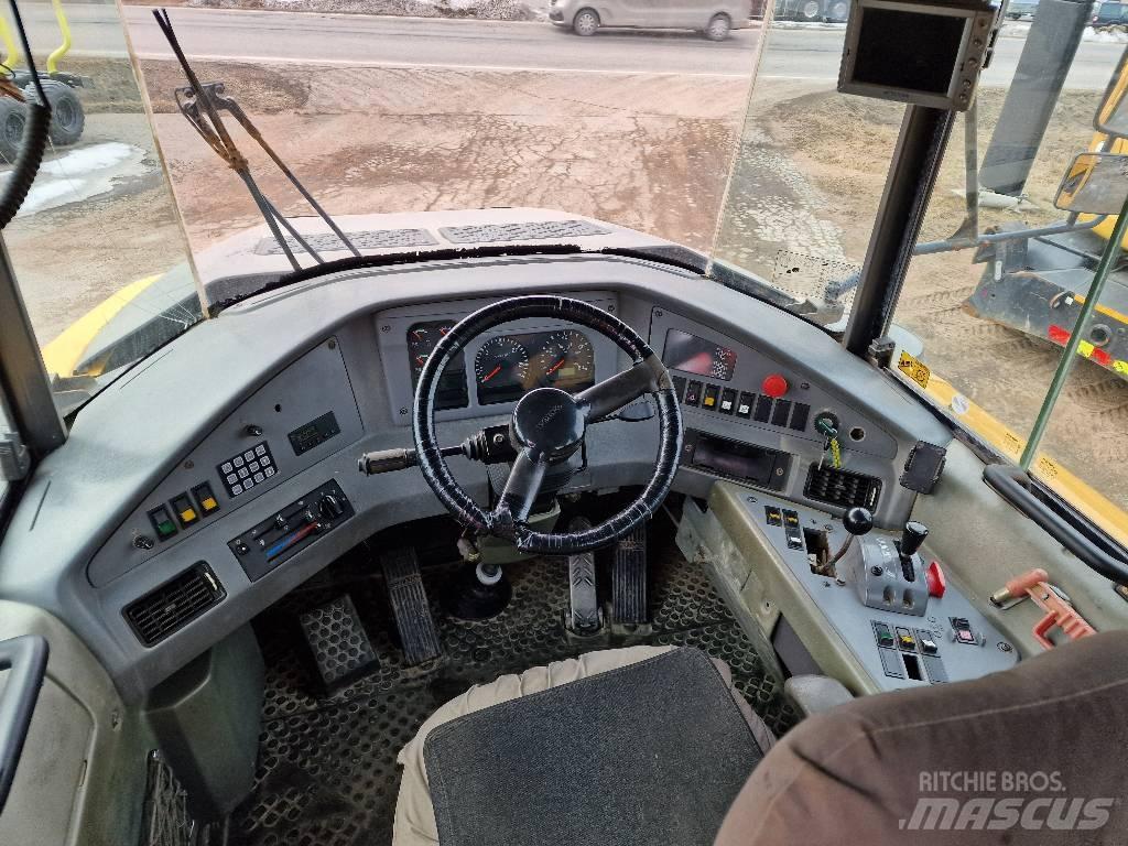Volvo A 40 D 鉸接式起吊車
