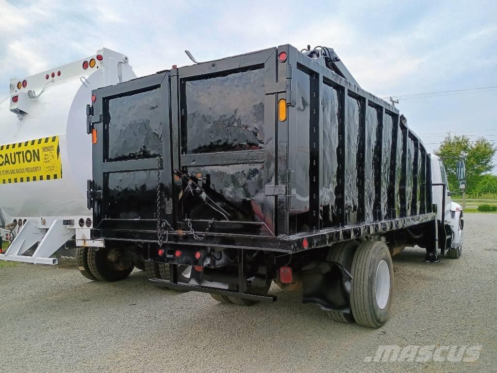 International 4300 兩爪吊夾