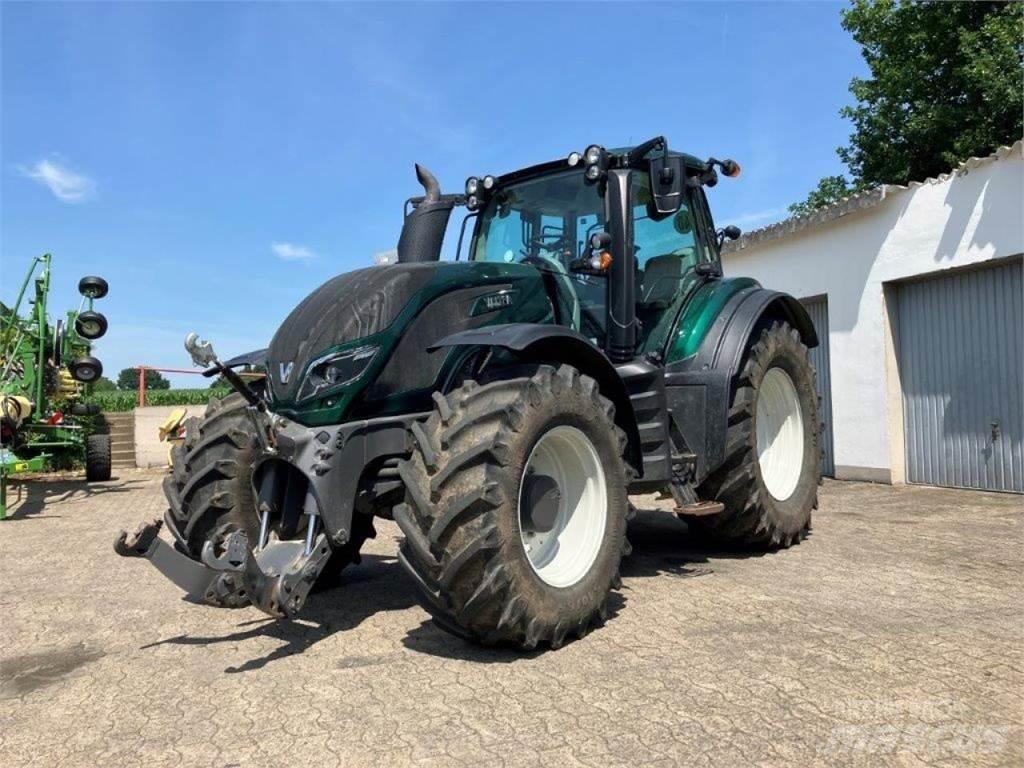 Valtra T154 Active 曳引機