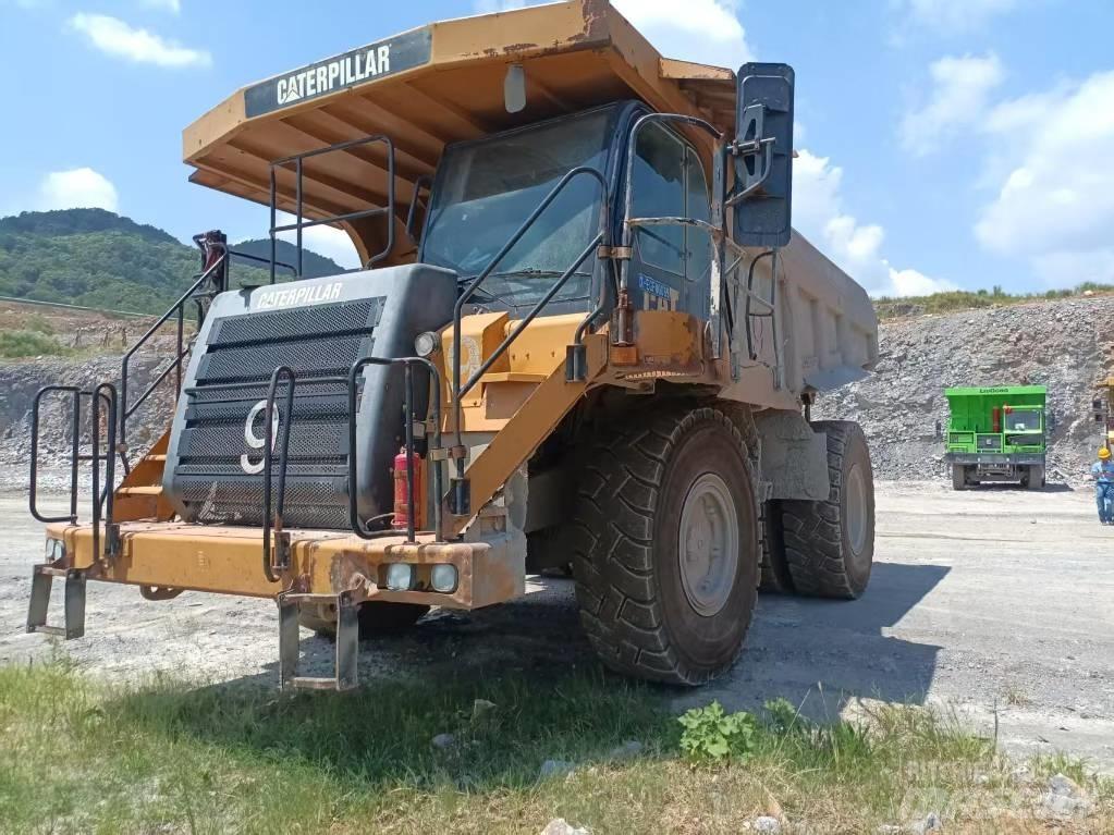 CAT 773 F 鉸接式起吊車