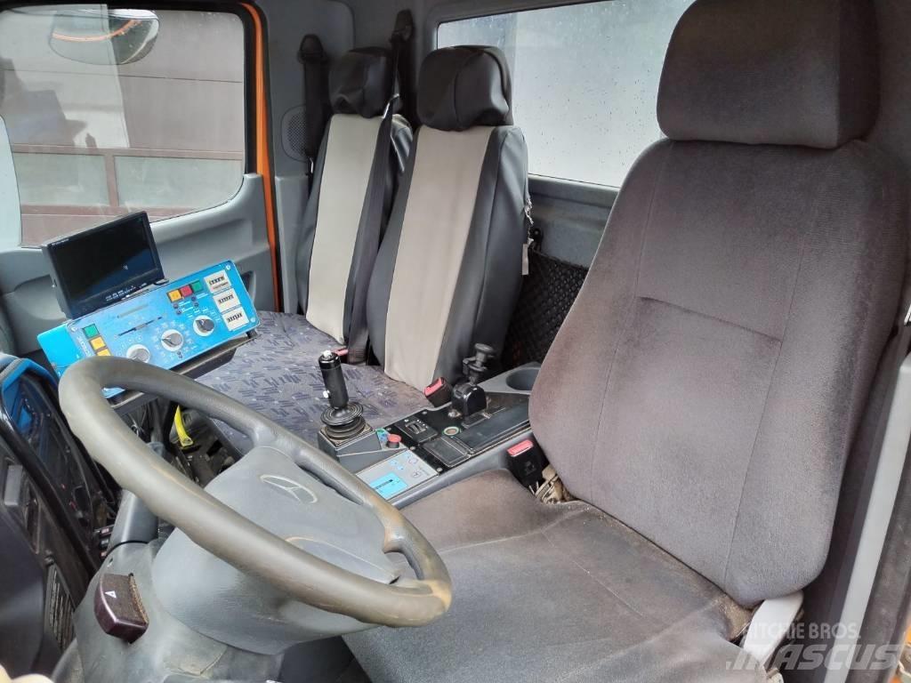 Mercedes-Benz U20 工具車