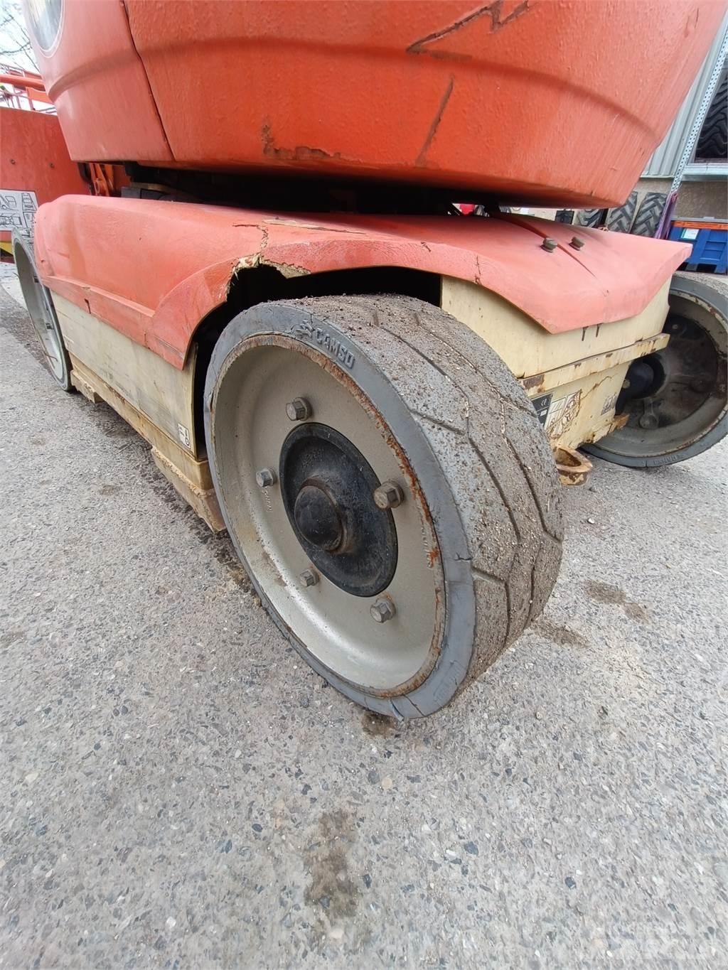 JLG T10E 其他升降機和作業平台