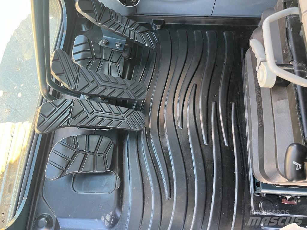 Hyundai HX140L 履帶式 挖土機/掘鑿機/挖掘機