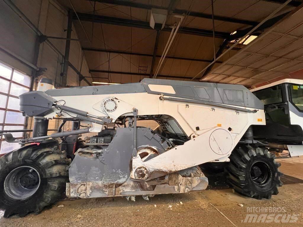 Wirtgen WR240i 其他