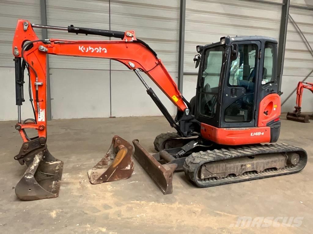 Kubota U 48-4 小型挖土機/掘鑿機<7t(小型挖掘機)