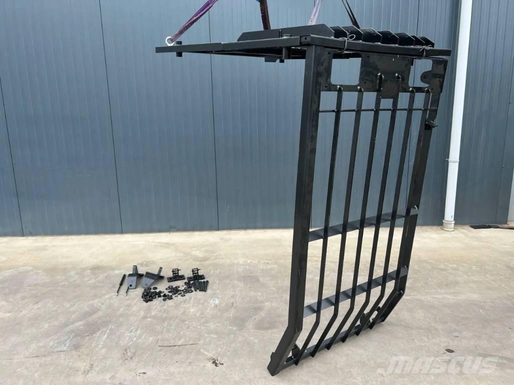 CAT 320D Guard 駕駛室與內部