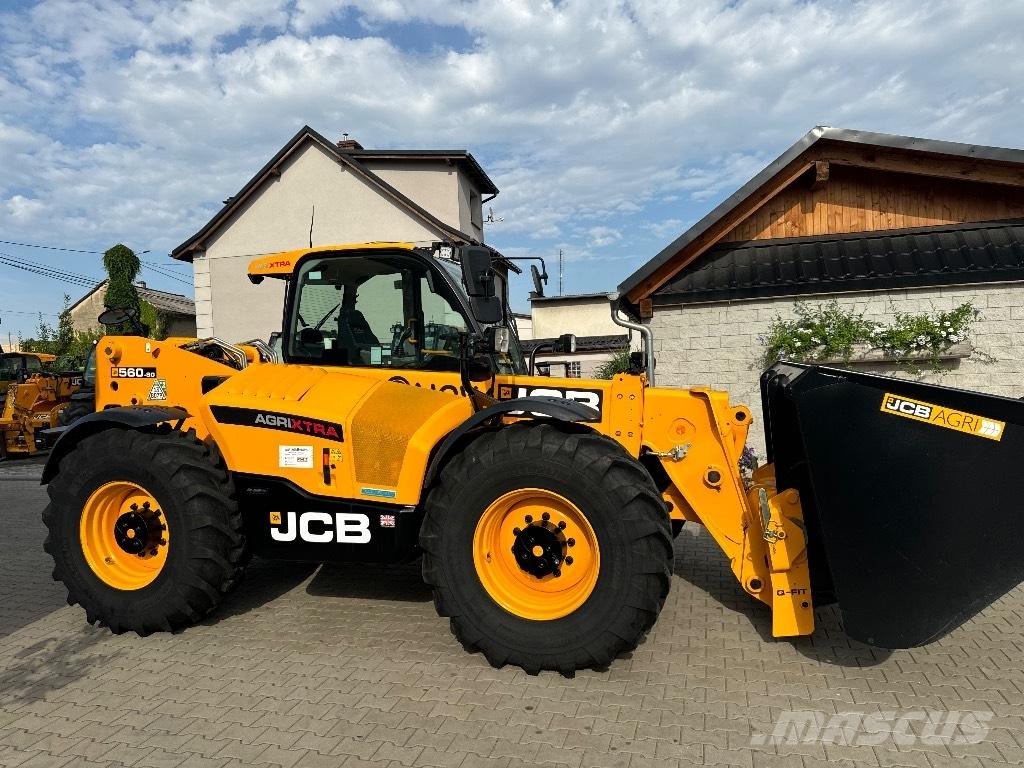 JCB 560-80 AGRI XTRA 伸縮臂操作車