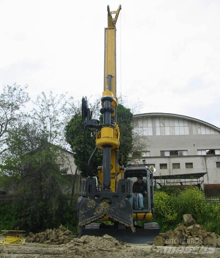 Tescar CF3 DW 振動打樁機