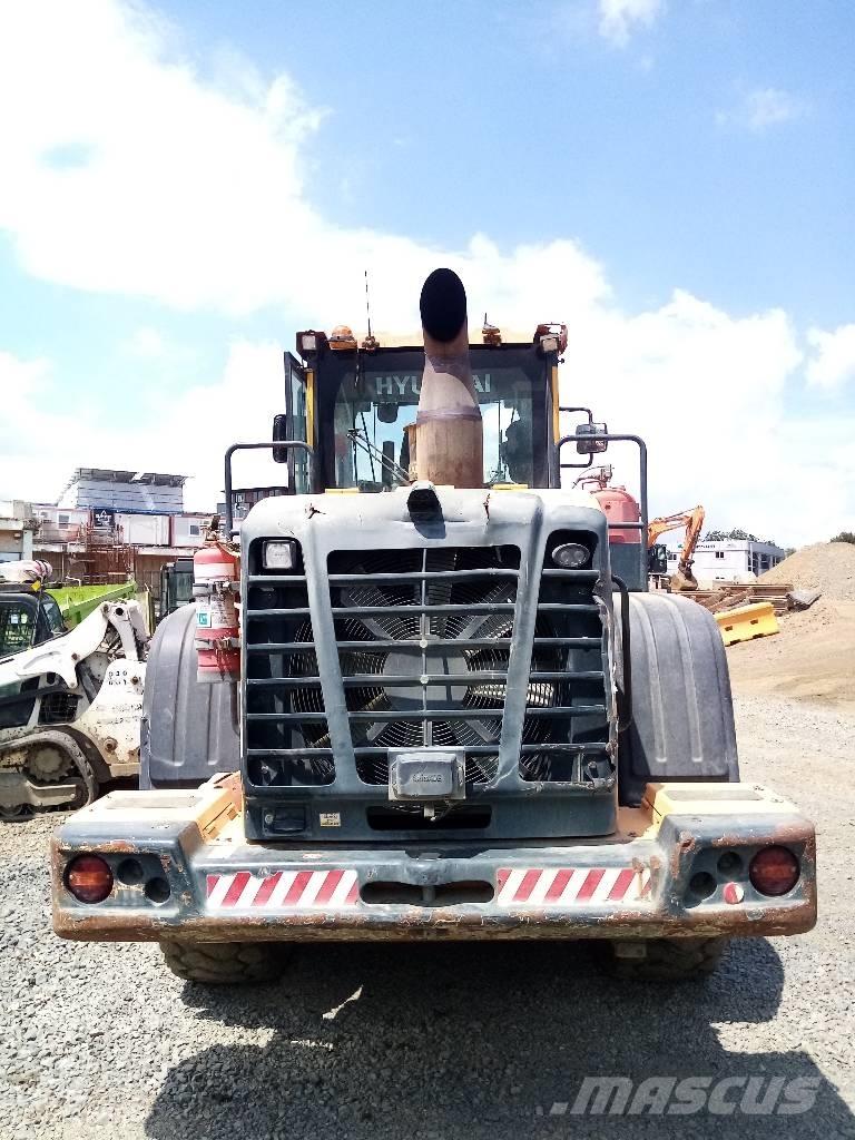 Hyundai HL 757-9 輪胎式裝載機